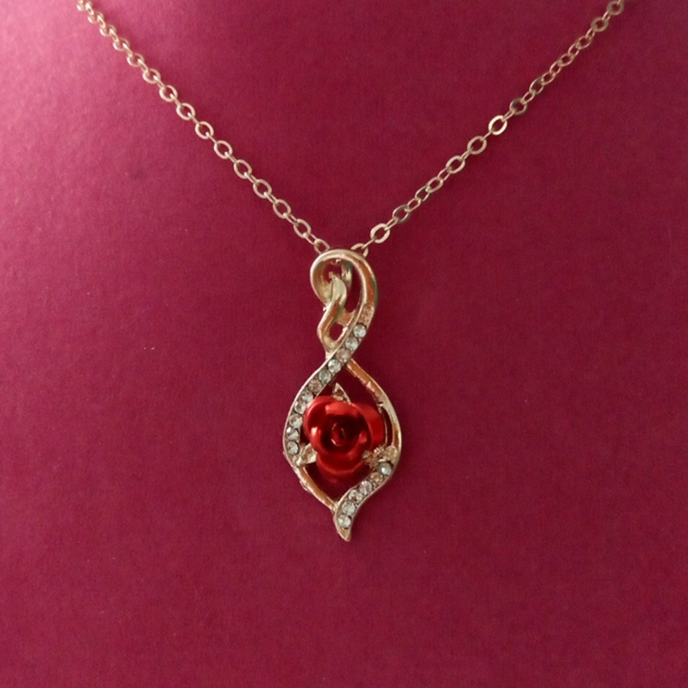 Rose Necklace